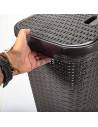 Tradineur -  Cesto para ropa sucia de plástico con tapa 60 litros, wengué, 43 x 35,5 x 62 cm, pongotodo, cubo para la colada con