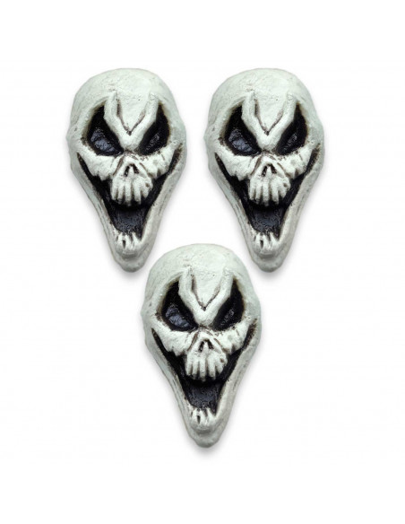Tradineur - Pack de 3 Cráneos siniestro para Halloween - Fabricado en plástico - Adorno para decoración - 15 x 8,5 x 6 cm - Colo Tradineur - Pack de 3 Cráneos siniestro para Halloween - Fabricado en plástico - Adorno para decoración - 15 x 8,5 x 6 cm - Colo