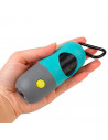 Tradineur - Dispensador de bolsas para excrementos de perro con linterna LED incorporada, clip de metal para correa y un rollo d