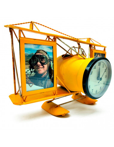 Tradineur - Reloj decorativo portafotos en forma de avión - Fabricado en Metal - 2 portafotos de 7 x 9,3 cm - Color Amarillo