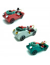 Tradineur - Coche Colgante navideño - Fabricado en Metal - Artículo para decoración Navideña - 11 x 4,5 cm - Modelo Aleatorio