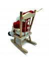 Tradineur - Figura de Papa Noel en mecedora - Fabricado en Poliéster y Madera - Artículo decorativo para Navidad - 22 x 12 x 20