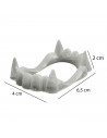 Dientes de vampiro color blanco para jóvenes y adulto, complementos para carnaval, halloween y celebraciones. 2 x 4 x 6,5 cm