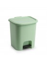 Cubo de baño de plastico incluye pedal para tapa perfecto para el hogar, casa, trabajo, habitacion, etc. Color Surtido. 25,5 x 2