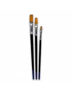 Set de 3 pinceles planos para los artistas, fabricado en plástico, punta de pelo natural, ideal para trazos o contornos.